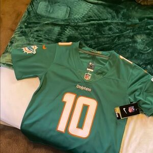 BRAND NEW w/ tags 
Nike Green Miami Dolphins Jersey